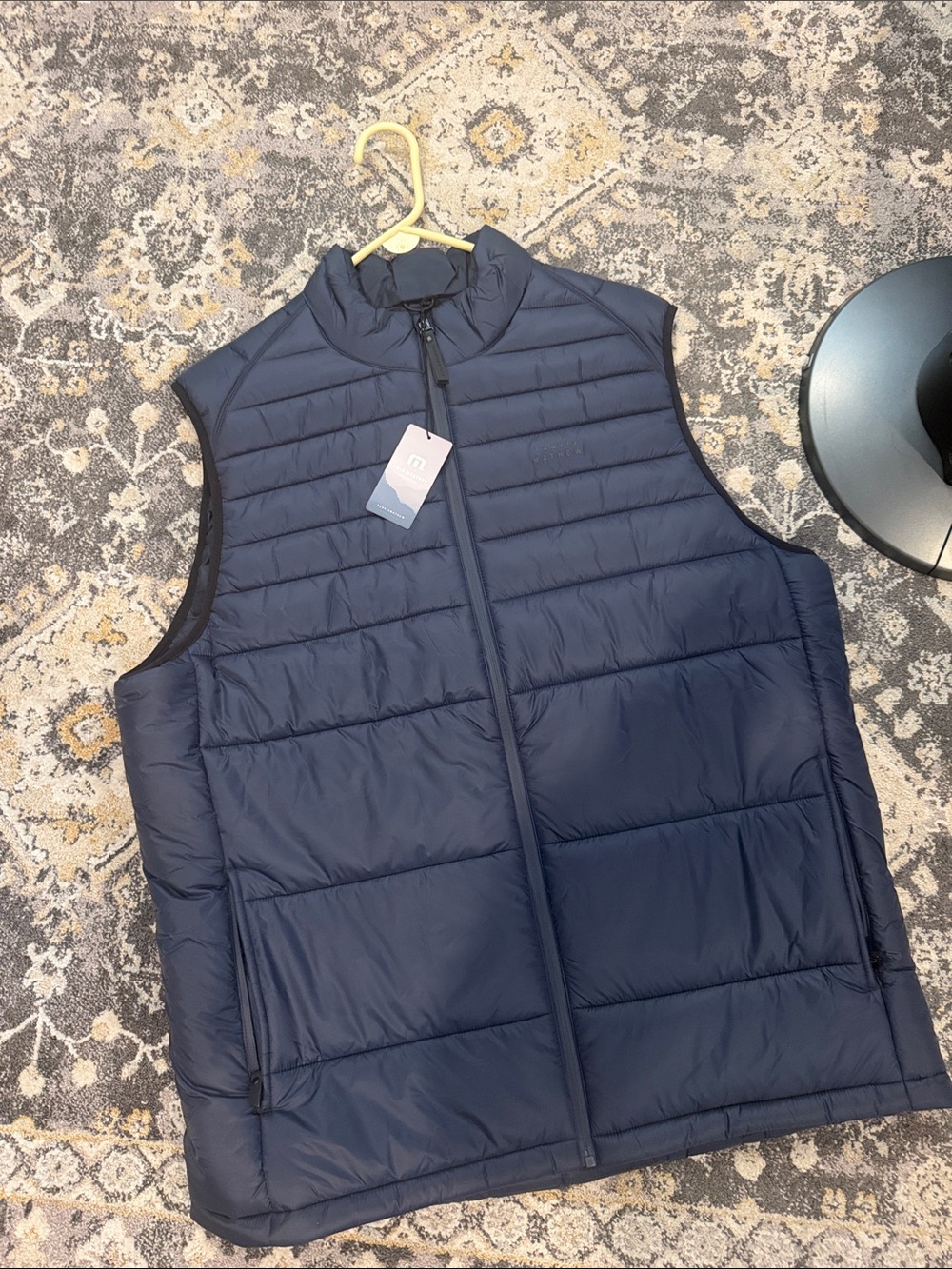 TravisMathew Men's Aves Tech Puffer Vest Men’s XL